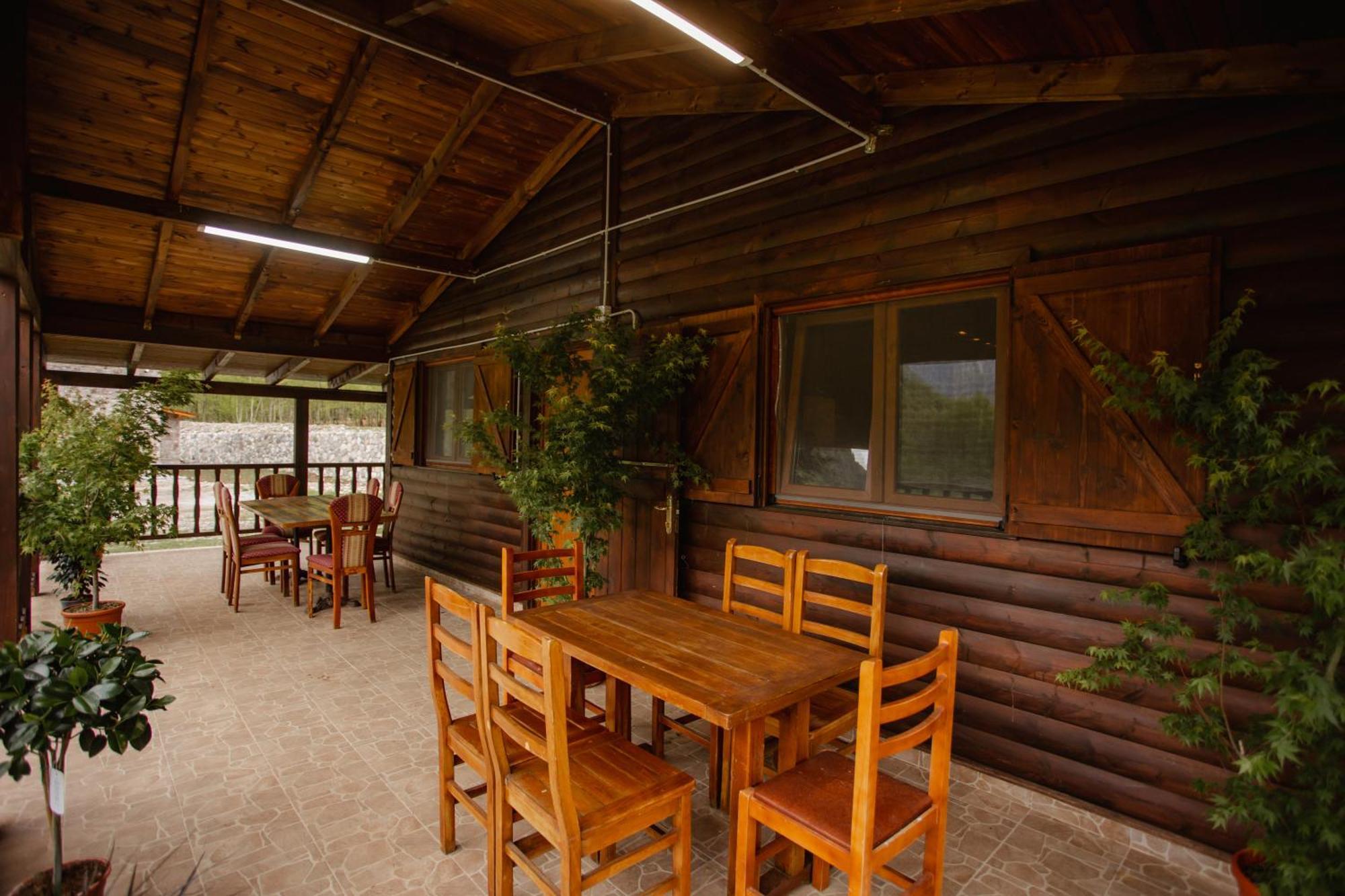 Villa Shpija Ujevara E Vogel Theth